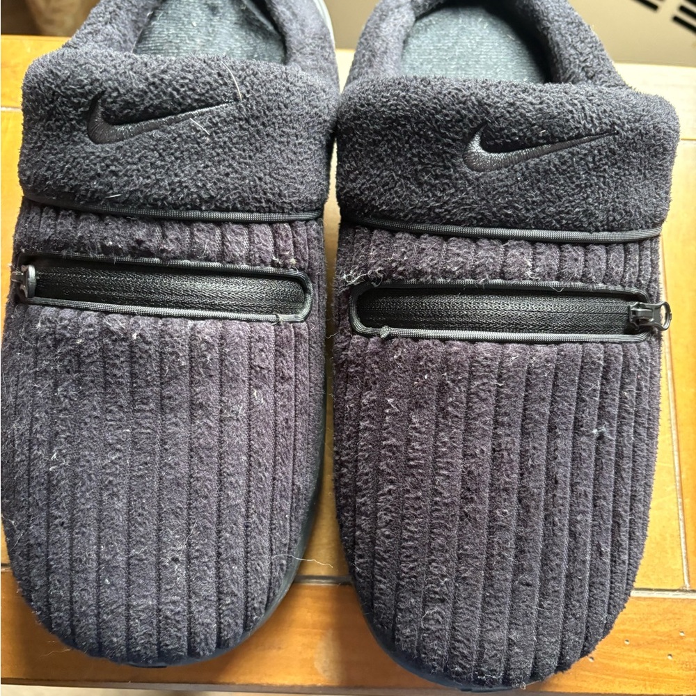 Nike Dark Gray Fleece Slip-On Clog with Zip Pocket